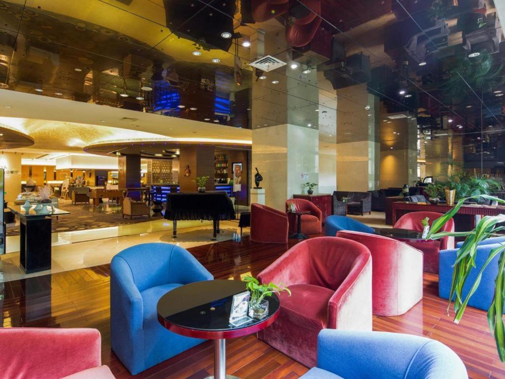 The Qube Shanghai Nanqiao Exterior foto